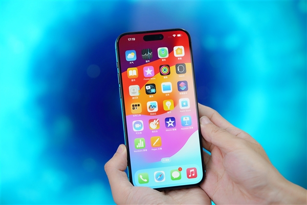 品牌魅力:果粉忠诚度太高91%买iPhone的也都买苹果其他产品开云电竞