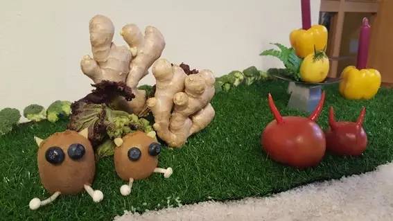 开云电竞网站:去参加时尚趴却被这些蔬菜水果圈粉啦~？~UP范儿就是这样的吗？(图3)