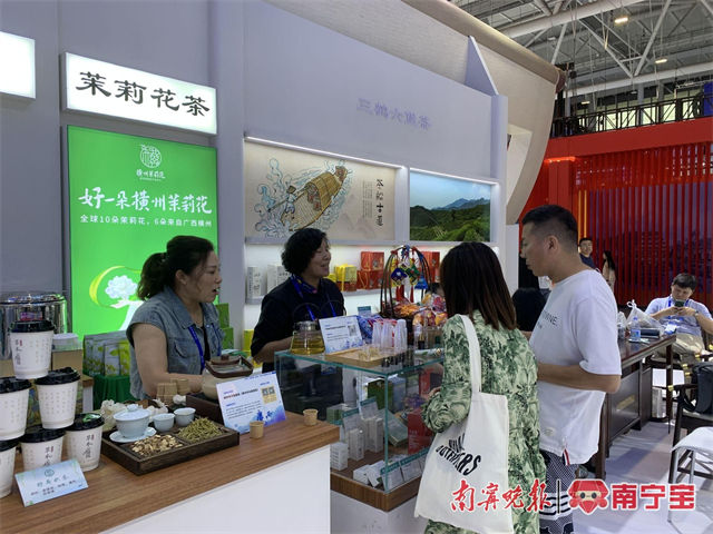 南宁老友粉等特色好物精彩亮相深圳文博会(图3)