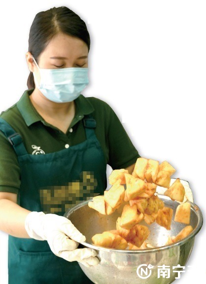 kaiyun开云电竞:南宁酸嘢亮相《非遗里的中国》引发关注(图3)