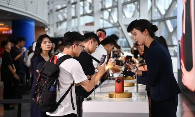 开云电竞app:6000亿一夜蒸发！曾扬言要“去中国化”的苹果现在遭到严重反噬(图17)