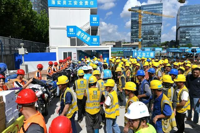 开云电竞入口:做大“朋友圈”做强“共同体”这个街区迈上区域共治新台阶(图3)