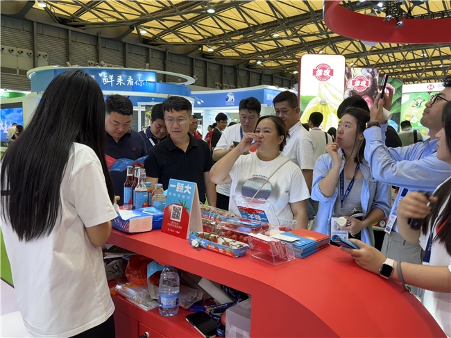 开云电竞:一颗大亮相中国国际水果展获近百家渠道合作伙伴意向签约(图3)