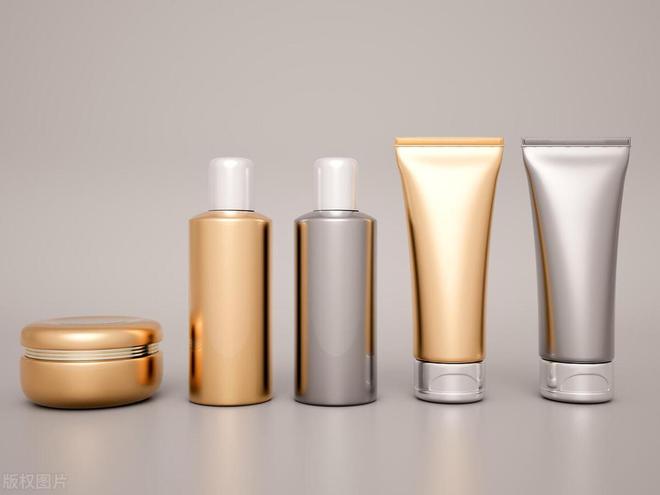 开云电竞app:60岁以上女性今年春节记住这“15个没必要”你会过得轻松自在(图2)