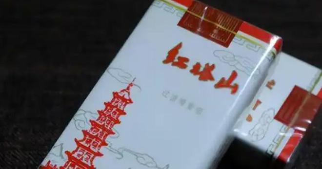 开云电竞19年“烟草大王”褚时健去世墓地造价超百万总面积达一亩(图13)