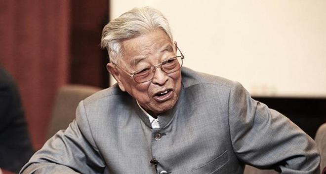 开云电竞19年“烟草大王”褚时健去世墓地造价超百万总面积达一亩(图26)