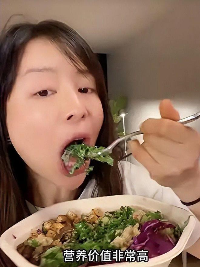 开云电竞:继大S与方大同之后张静初还在倡导吃素网友：我忍她很久了！(图19)