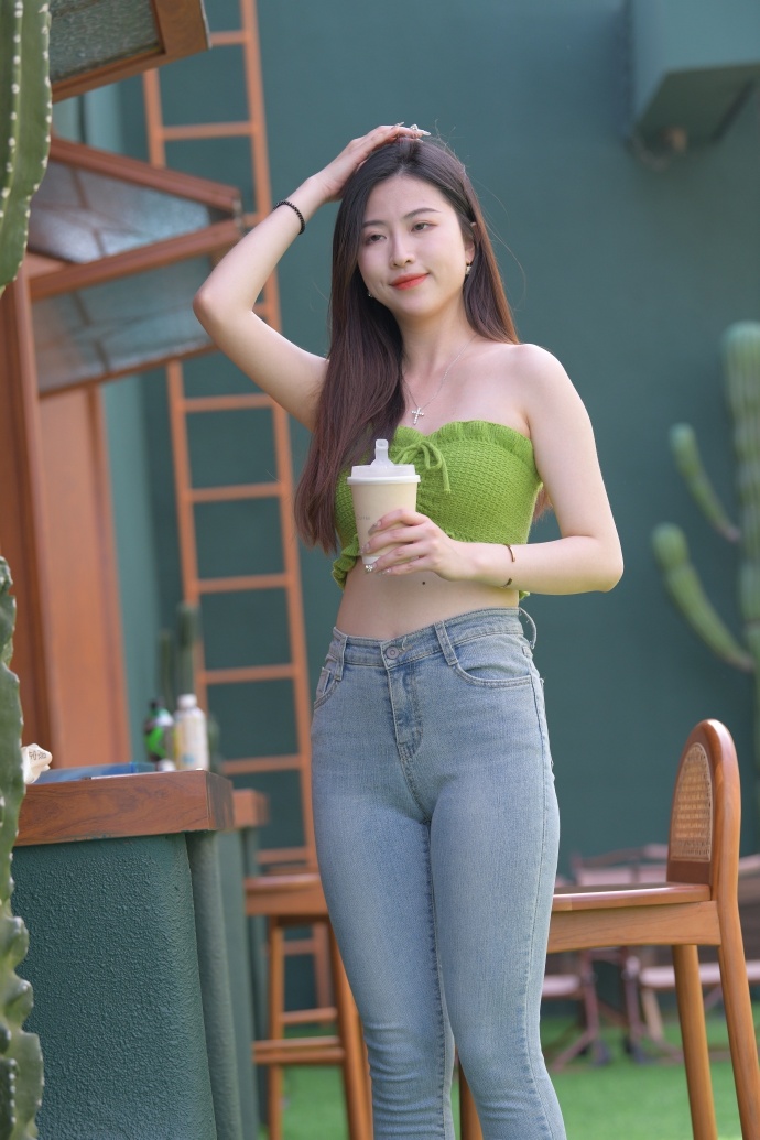 开云电竞网站:开雏菊剧痛哭叫h-开雏菊剧痛哭叫h老版本V(图1)