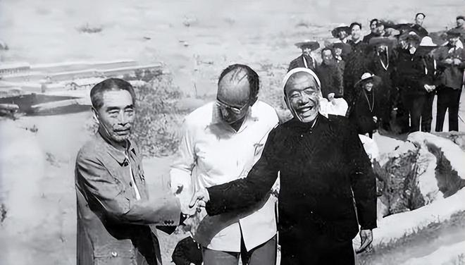1975年中央会议上陈永贵指一人怒骂：排斥我你没那个资格！(图12)