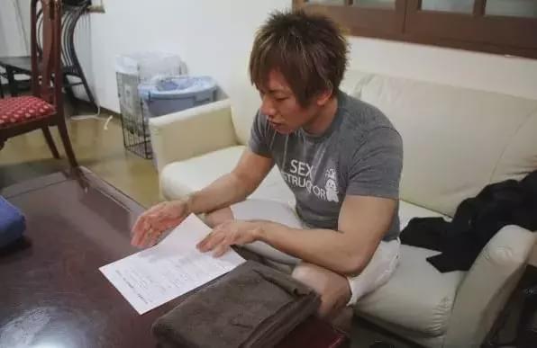 开云电竞揭秘男AV背后的心酸史沉浸式体验AV的一天哦(图5)