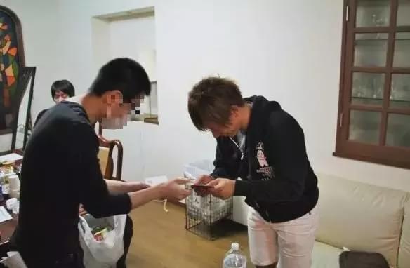 开云电竞揭秘男AV背后的心酸史沉浸式体验AV的一天哦(图9)