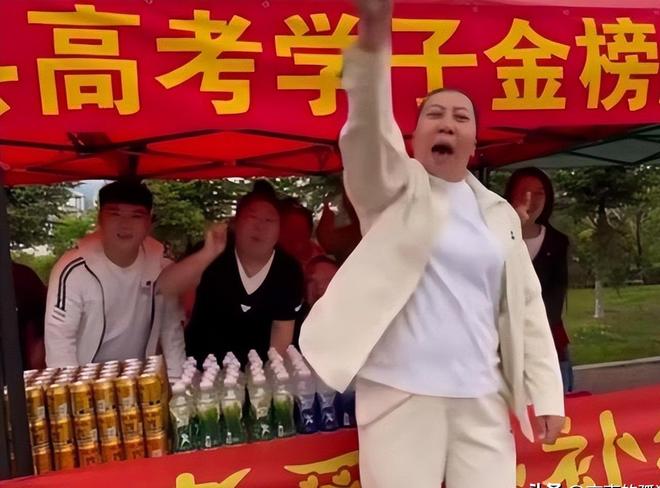 央视怒批国务院点名封杀！这几位蒙骗老百姓的大网红彻底凉凉(图7)