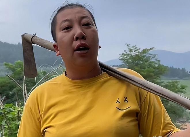 央视怒批国务院点名封杀！这几位蒙骗老百姓的大网红彻底凉凉(图2)