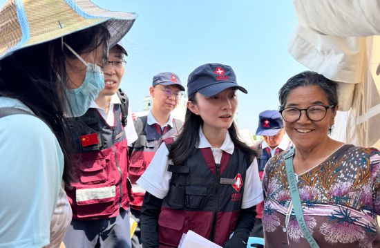 共话“一带一路”·省委书记向中外媒体展示4组照片(图12)