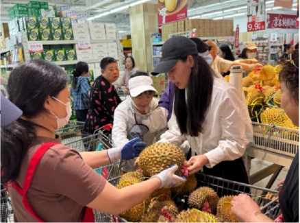 开云电竞:榴莲自由、海鲜成箱！国庆中秋节前县域消费力在京东折扣超市爆发(图4)