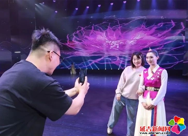 开云电竞app:赴一场山水之约结一树石榴之果——延边州“来多彩延边+”系列活动综述(图5)