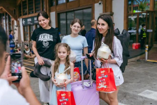 三亚春节成绩单:33129万人次!8957亿元!(图14)