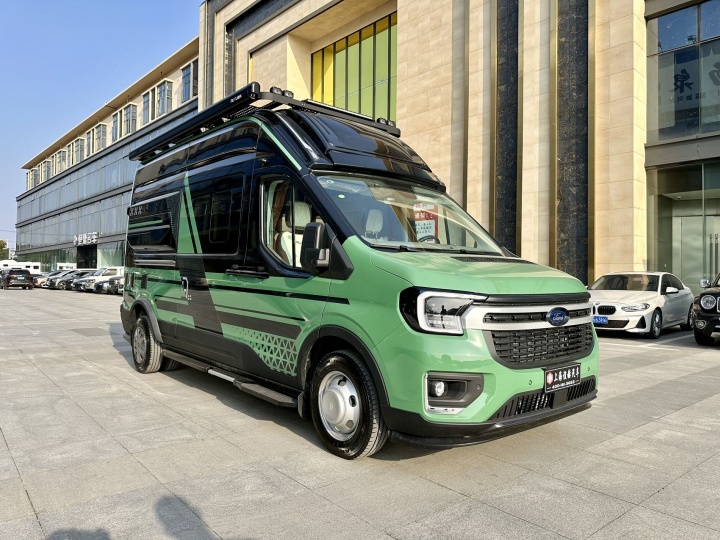 开云电竞:好看的高颜值B型房车奇瑞瑞弗R900旅居版四座车很漂亮