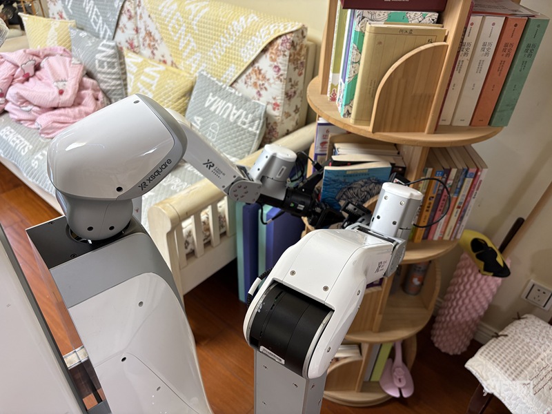 自主迭代学会“女士优先”？机器人进入家庭迎“终局挑战”(图1)